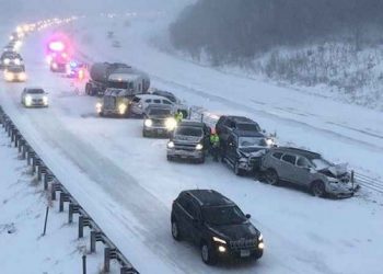 Bad Weather Conditions Disrupt Travel Plans for Minnesota Residents as Blizzard Blows Across State