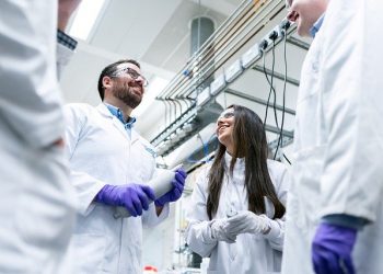 WHO Experts Are in China to Investigate the COVID-19 Pandemic in the Wuhan Lab